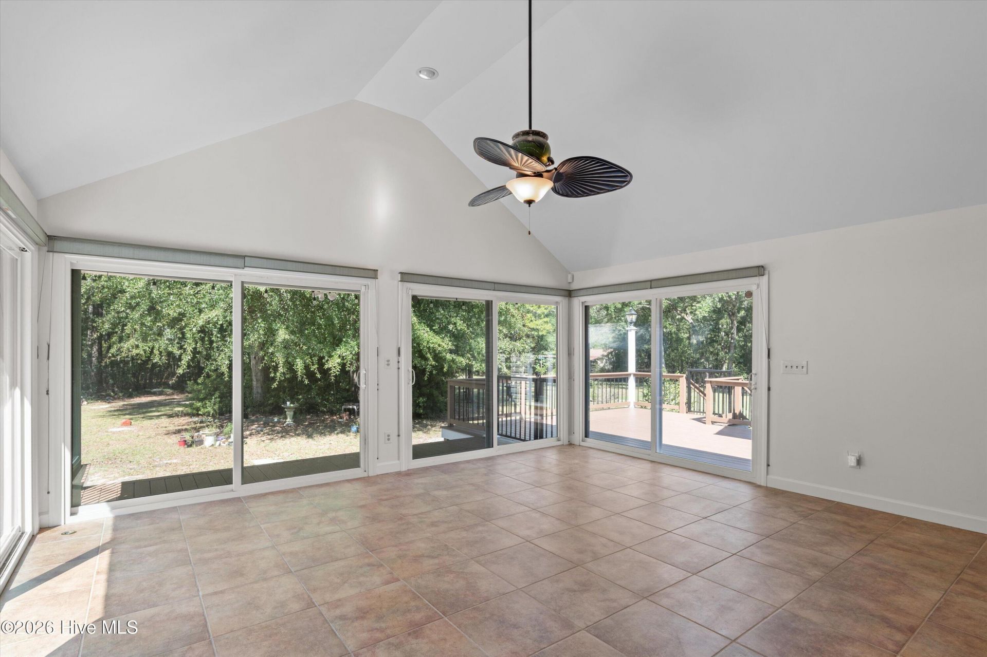 822 Woodland Drive Photo 32