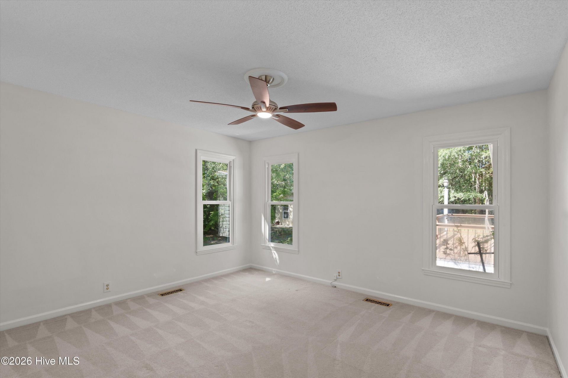 822 Woodland Drive Photo 36