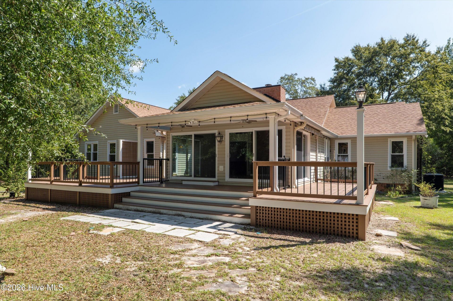 822 Woodland Drive Photo 5