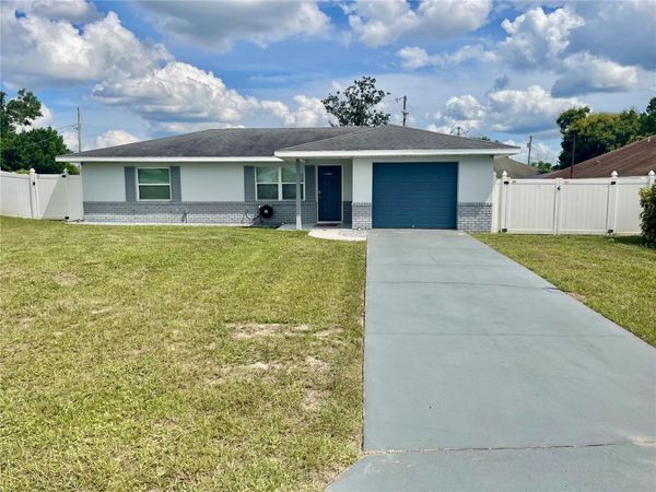 2107 E ATMORE CIRCLE , DELTONA, FL 32725