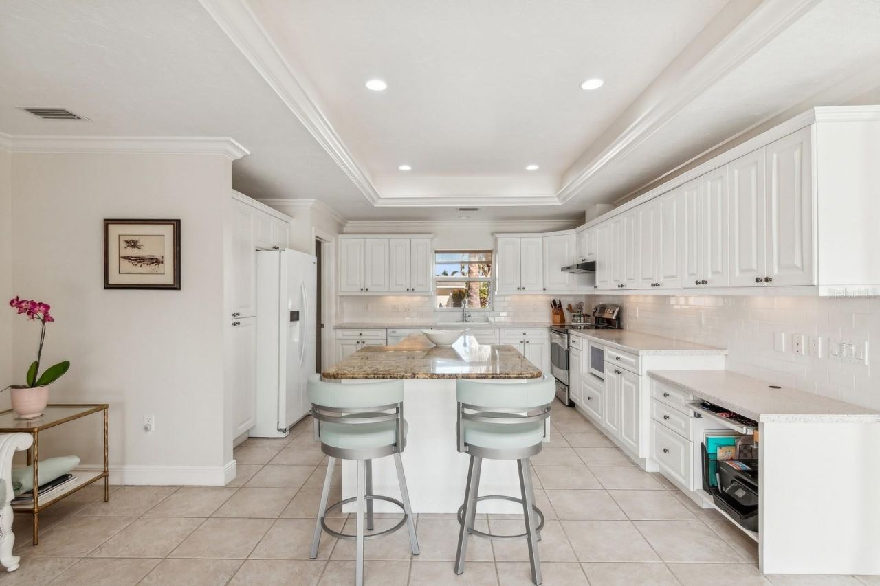 531 N Spoonbill Drive, Sarasota, FL 34236 Photo