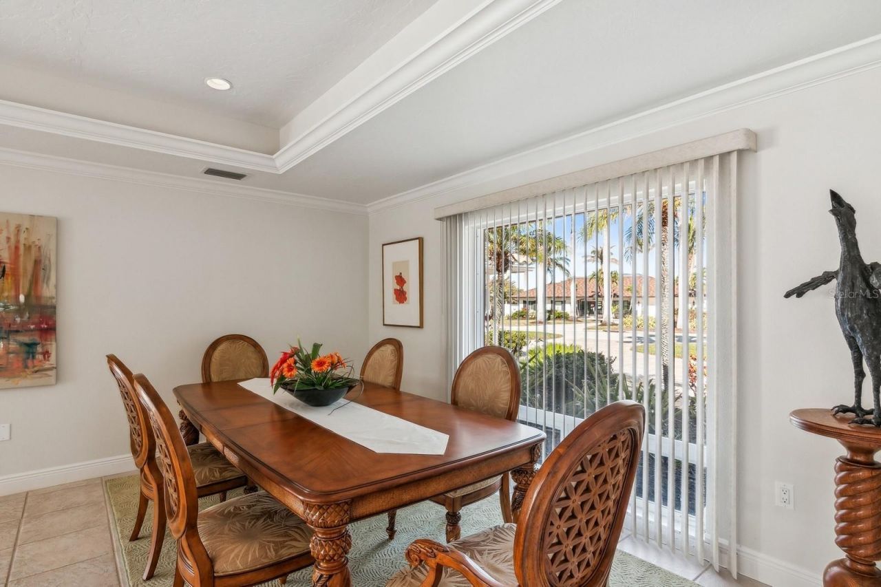 531 N Spoonbill Drive, Sarasota, FL 34236 Photo