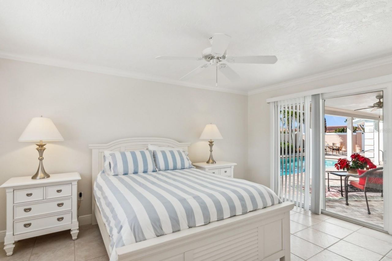 531 N Spoonbill Drive, Sarasota, FL 34236 Photo