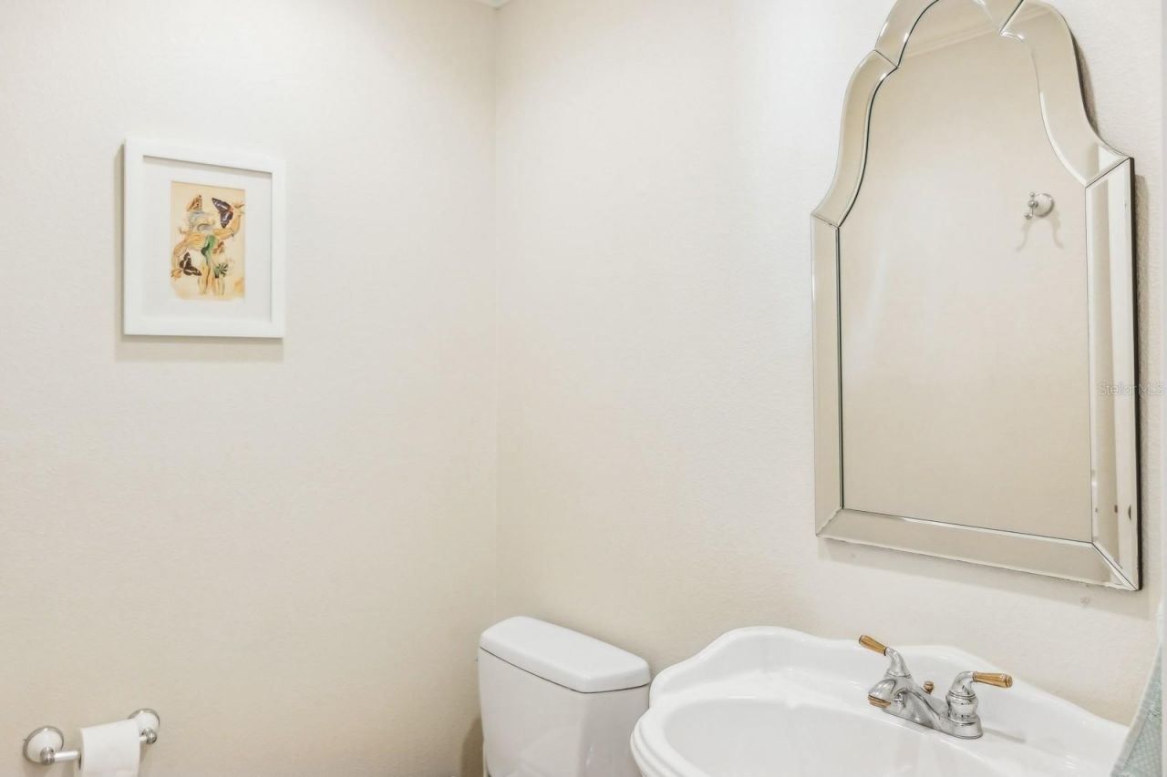 531 N Spoonbill Drive, Sarasota, FL 34236 Photo