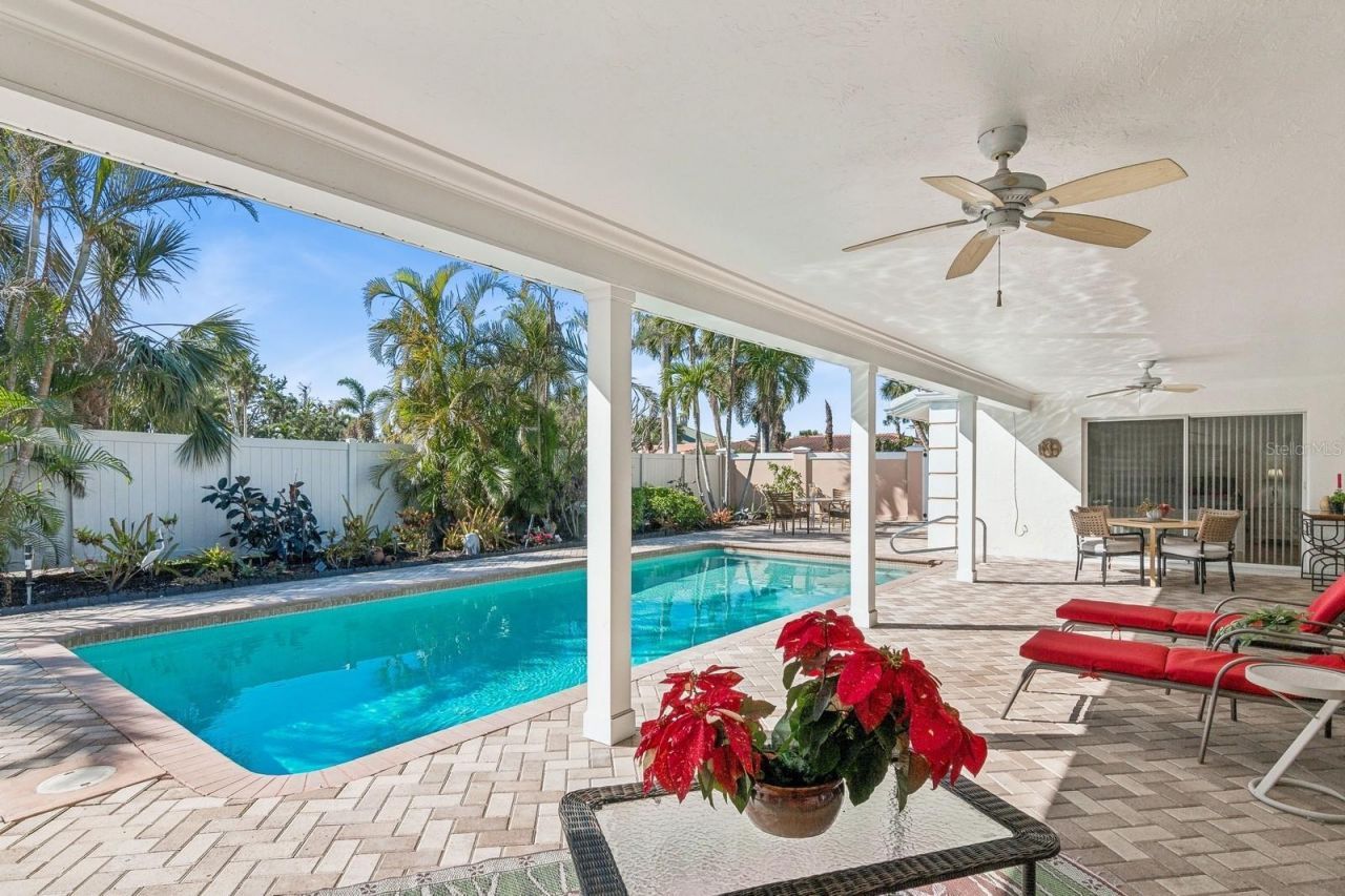 531 N Spoonbill Drive, Sarasota, FL 34236 Photo