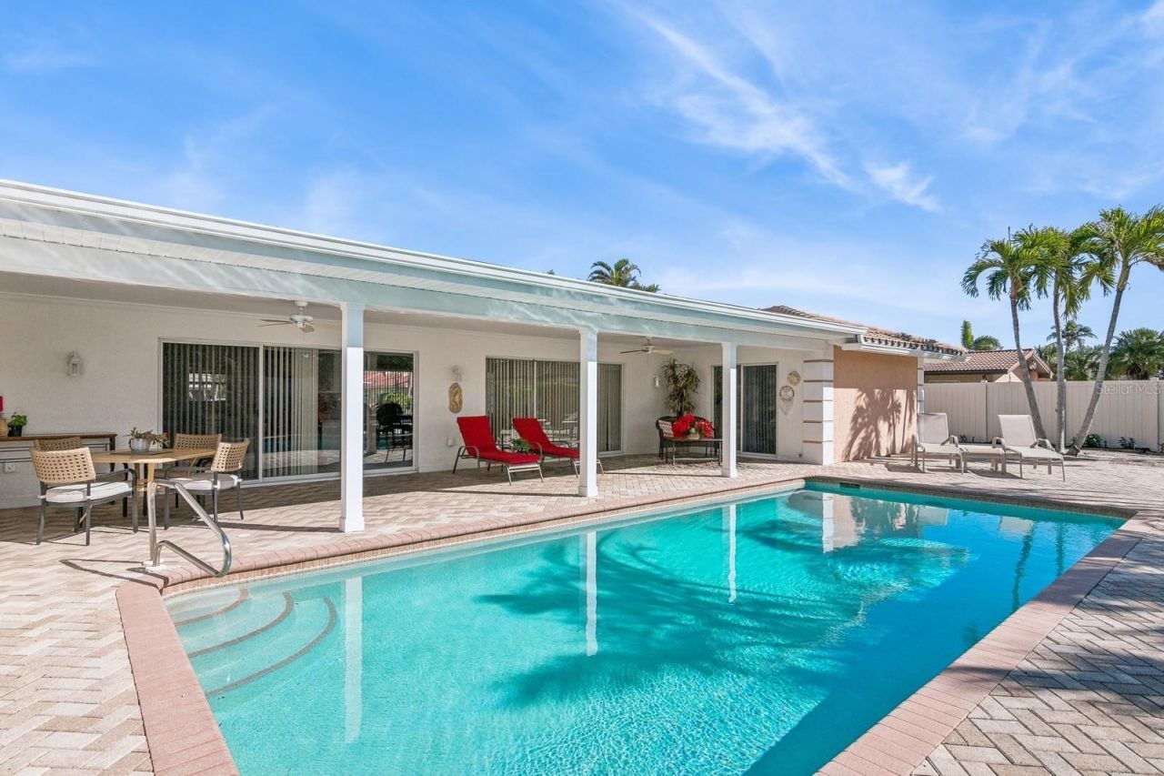 531 N Spoonbill Drive, Sarasota, FL 34236 Photo