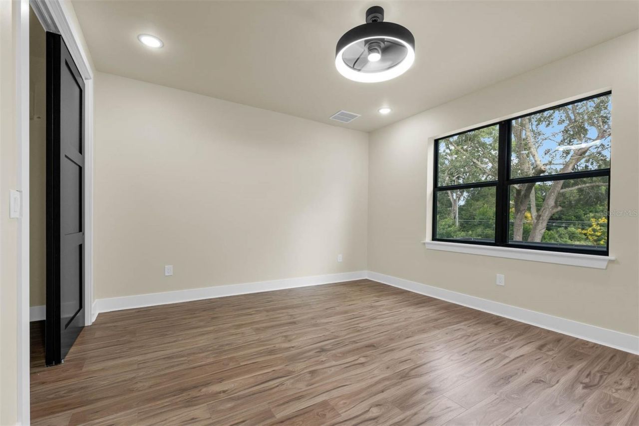 1910 Cloverlawn Avenue , Orlando, FL 32806 Photo