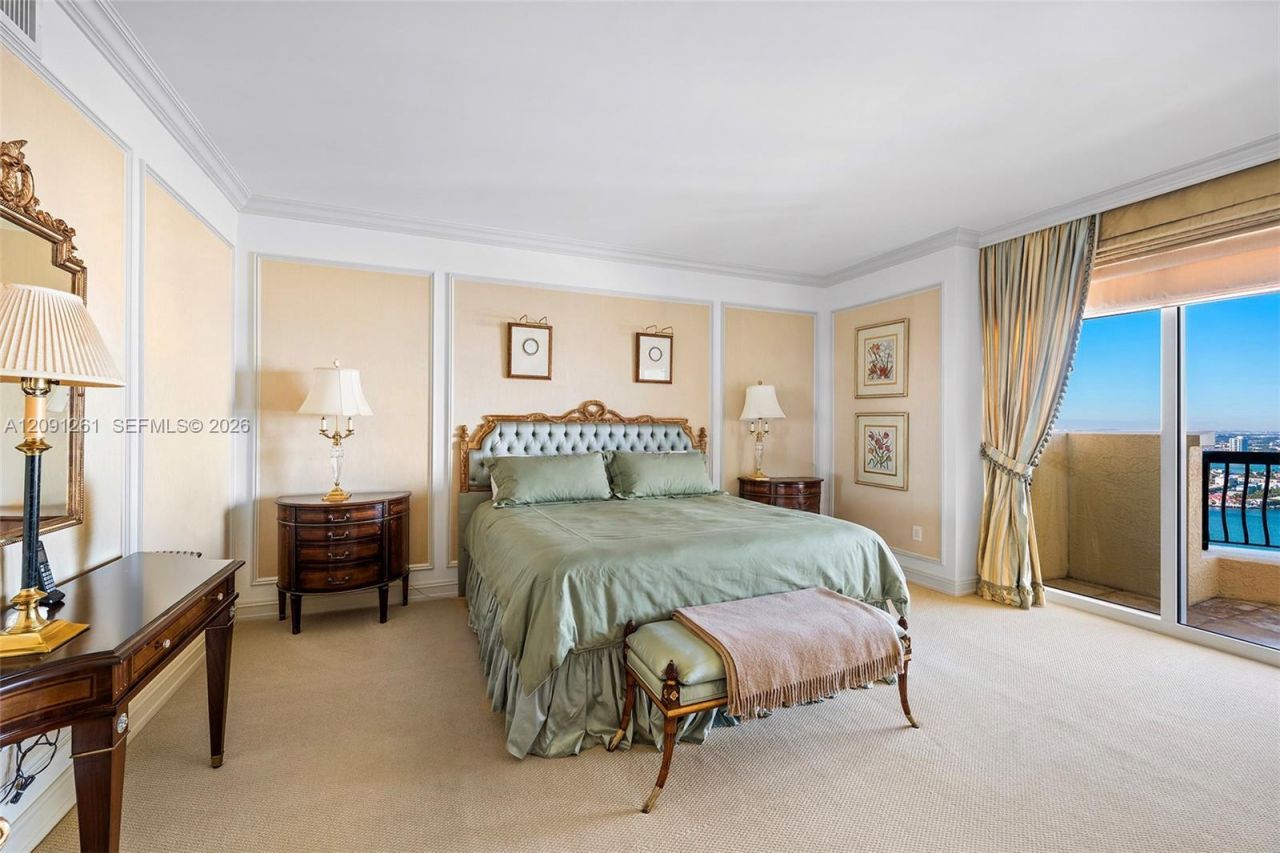 17875 Collins Ave , Unit 4103, Sunny Isles Beach, FL 33160 Photo