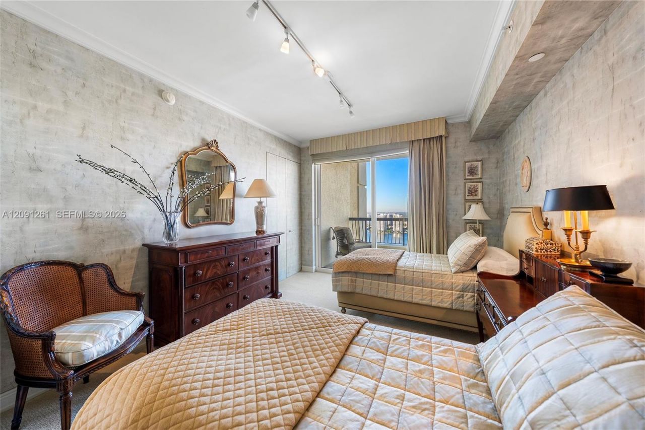 17875 Collins Ave , Unit 4103, Sunny Isles Beach, FL 33160 Photo