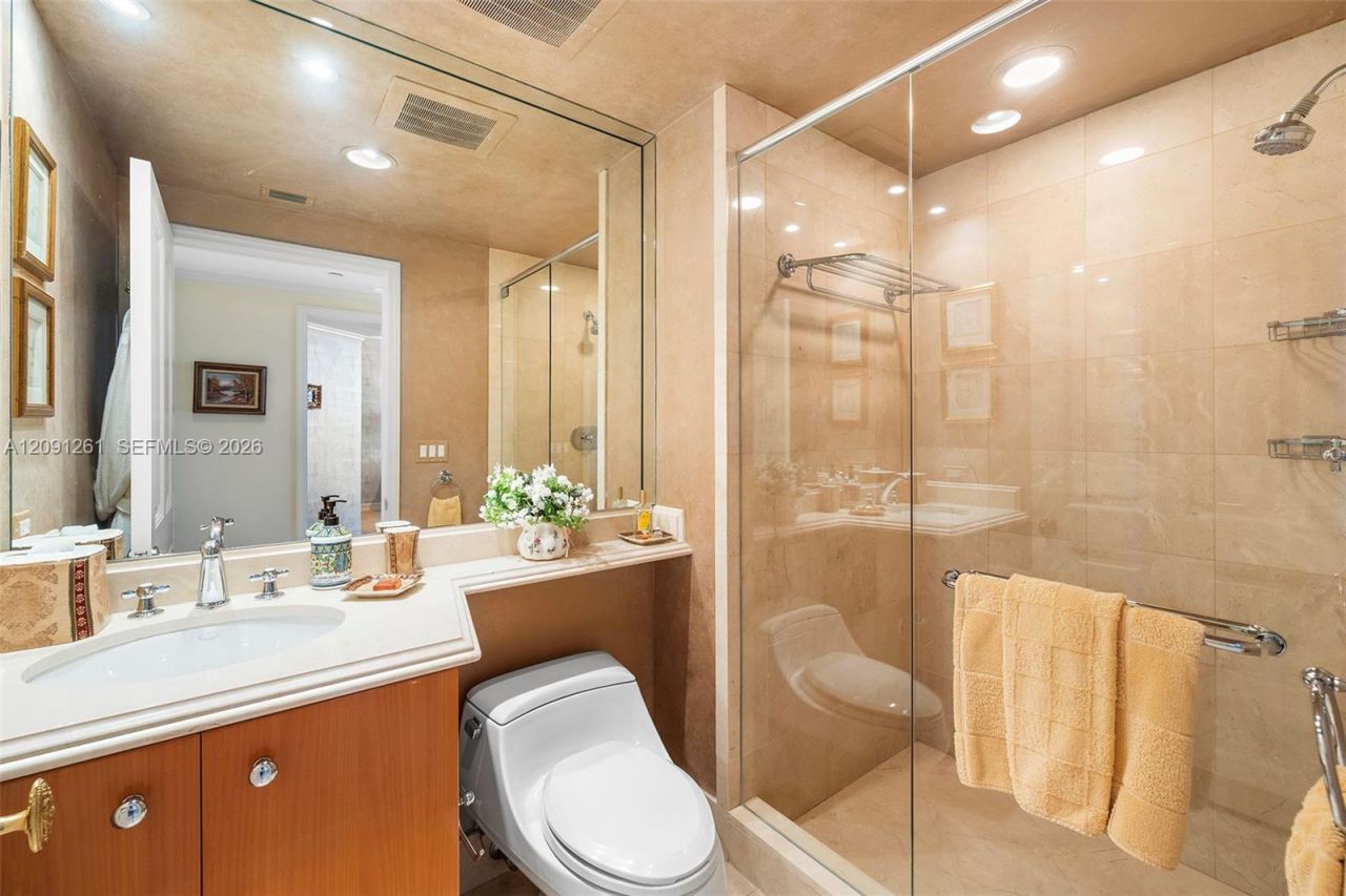 17875 Collins Ave , Unit 4103, Sunny Isles Beach, FL 33160 Photo