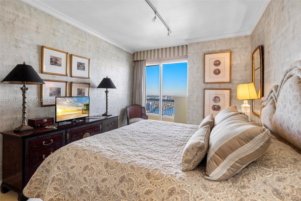 17875 Collins Ave , Unit 4103, Sunny Isles Beach, FL 33160 Photo