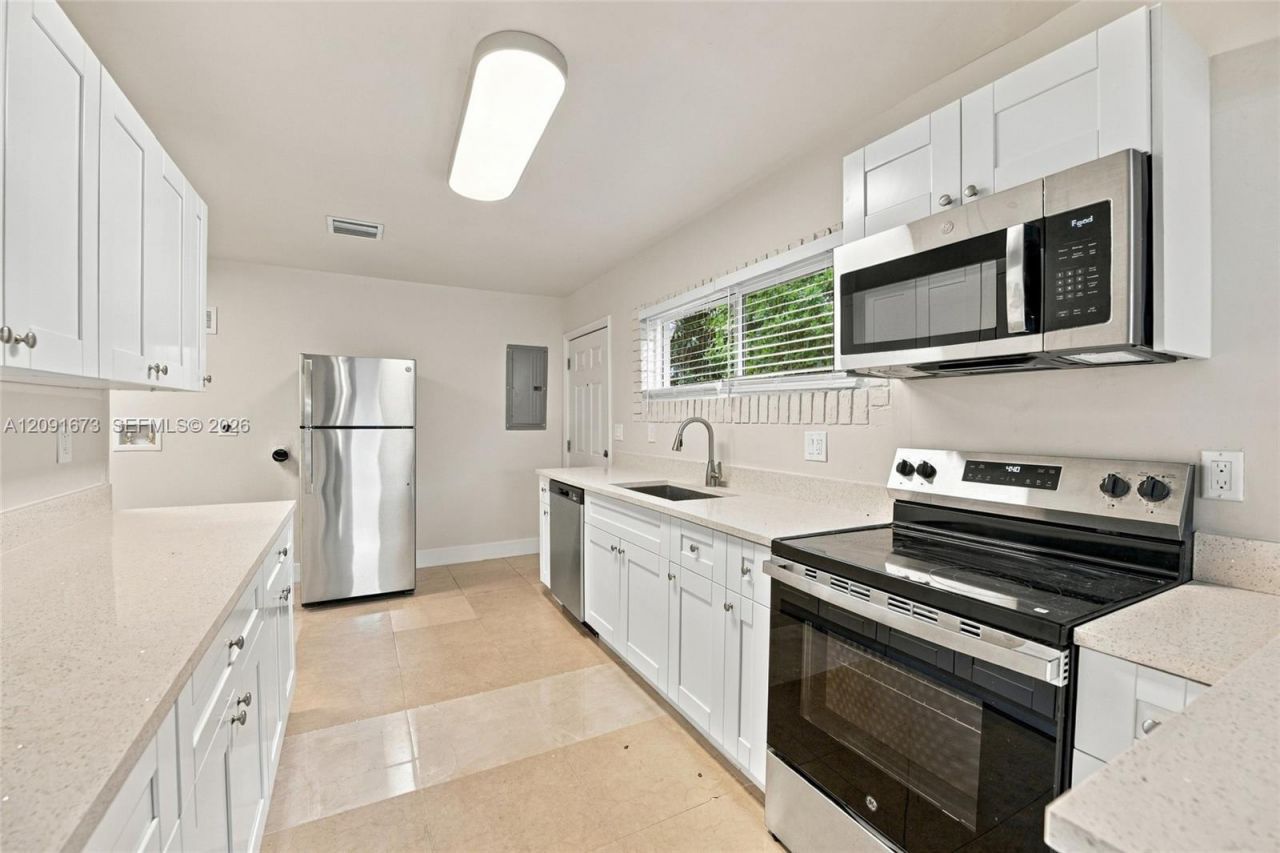 15770 NW 17th Ct, Miami Gardens, FL 33054 Photo