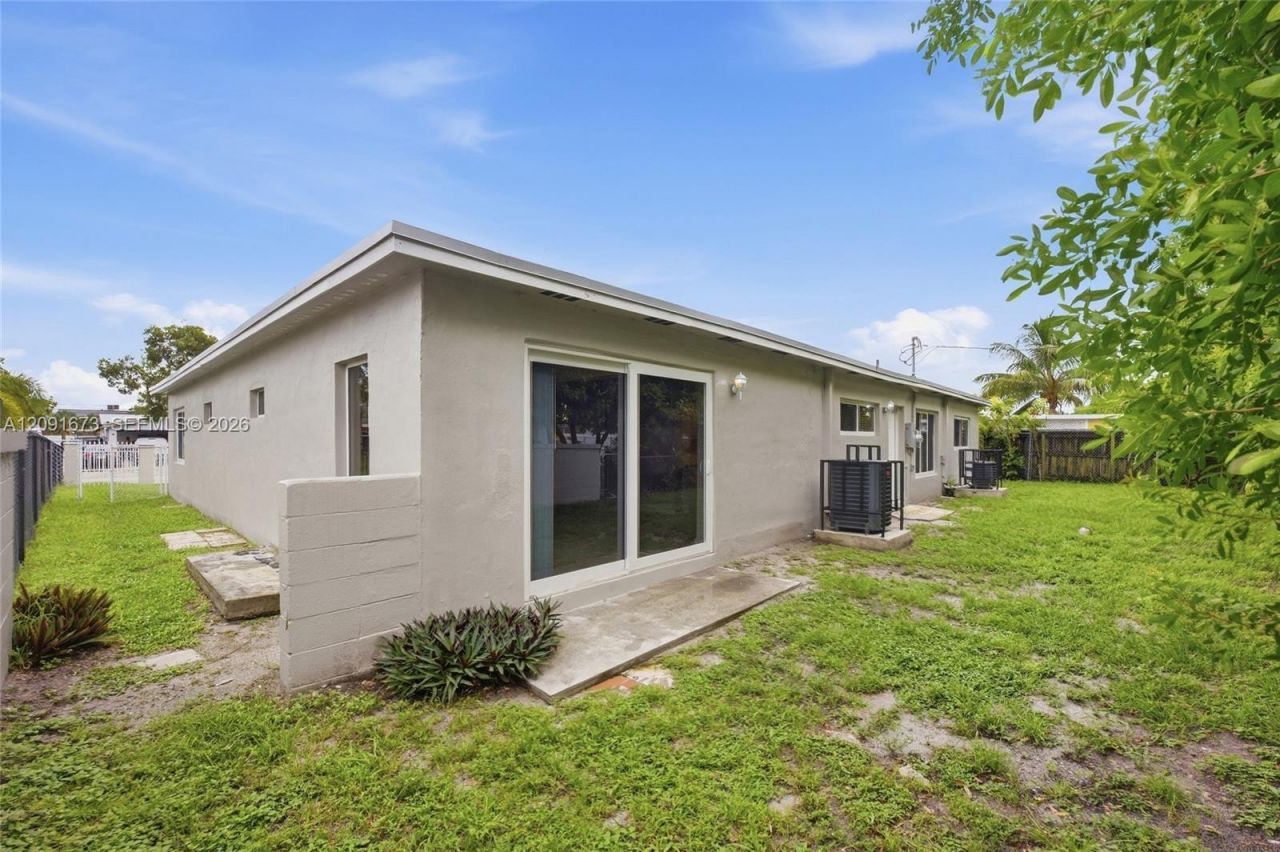 15770 NW 17th Ct, Miami Gardens, FL 33054 Photo