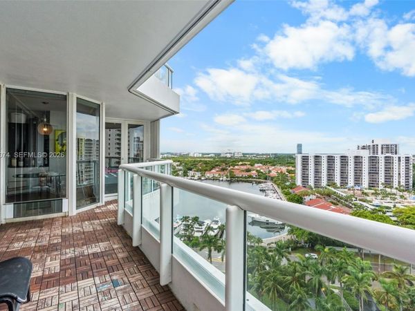 21055 Yacht Club Dr, Unit 1703, Aventura, FL 33180
