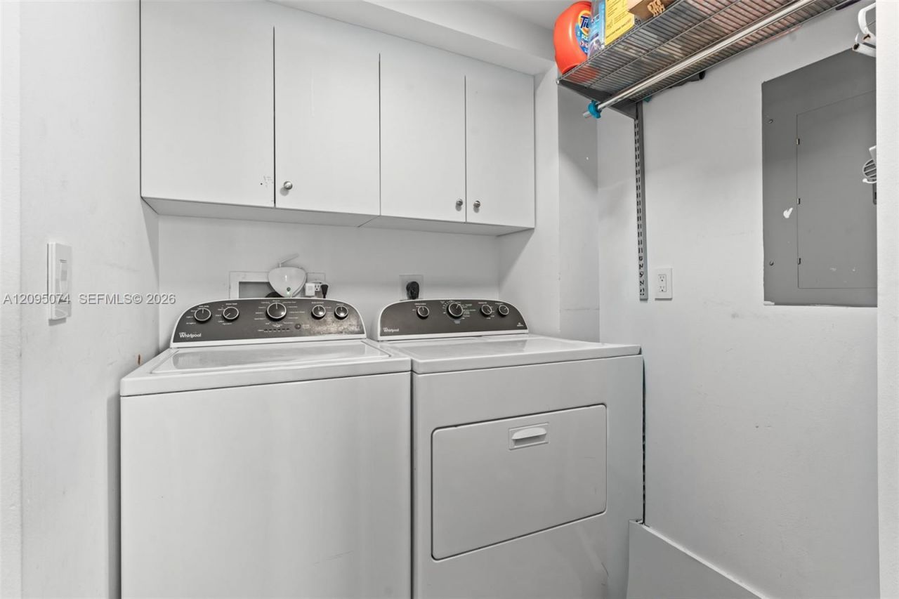 21055 Yacht Club Dr, Unit 1703, Aventura, FL 33180 Photo