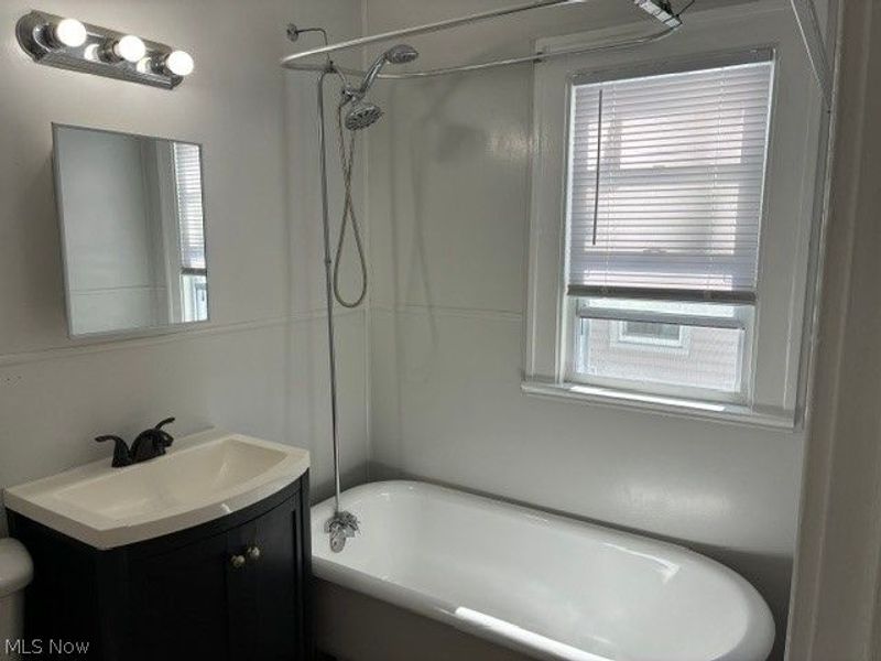 3675 W 103rd Street, Cleveland, OH 44111 Photo 12