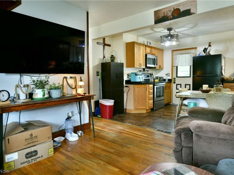 2130 Parkman Road NW, Warren, OH 44485 Photo 11