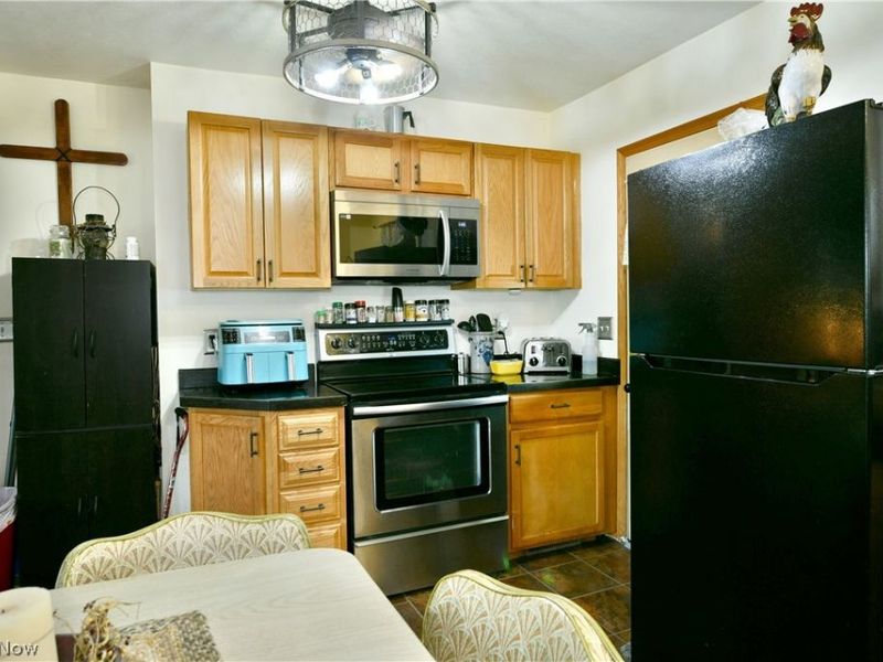 2130 Parkman Road NW, Warren, OH 44485 Photo 14