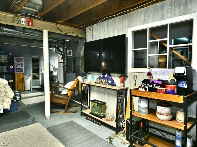2130 Parkman Road NW, Warren, OH 44485 Photo 38