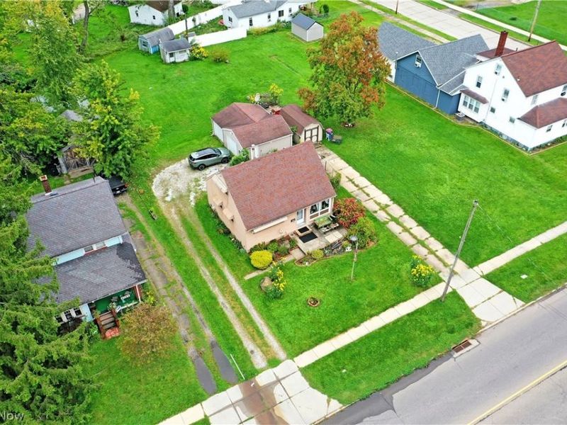 2130 Parkman Road NW, Warren, OH 44485 Photo 48