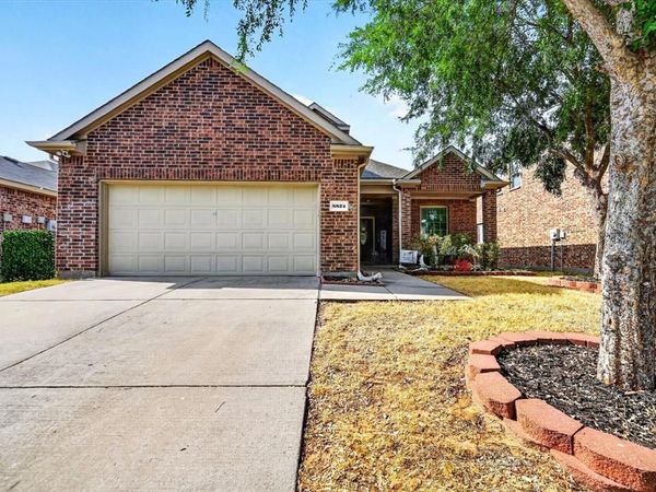 8824 Whirlwind Trail, Aubrey, TX 76227