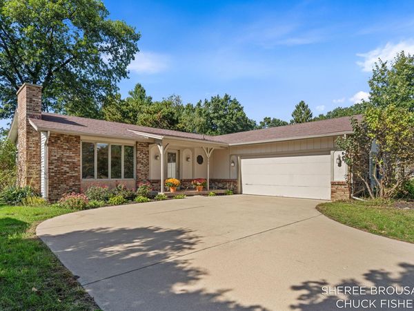 2495 Holtman Drive NE, Grand Rapids, MI 49525