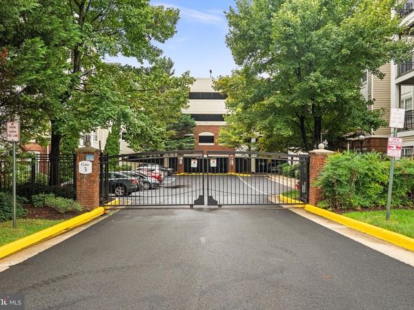 12949 CENTRE PARK CIRCLE , Unit 301, HERNDON, VA 20171