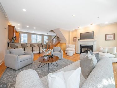 1834 FAIRMOUNT AVENUE, PHILADELPHIA, PA 19130
