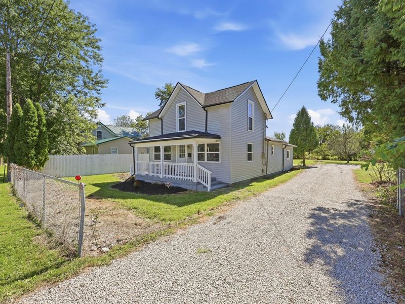8935 Lilly Chapel Road, West Jefferson, OH 43162 Photo 2