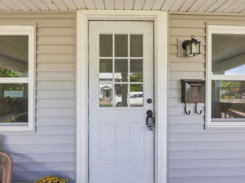 8935 Lilly Chapel Road, West Jefferson, OH 43162 Photo 9