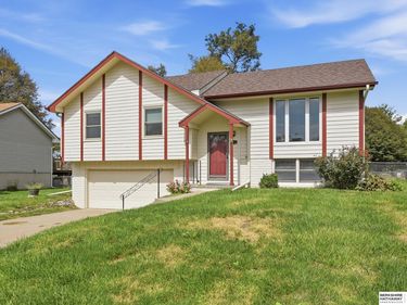 11212 Ohio Street, Omaha, NE 68164