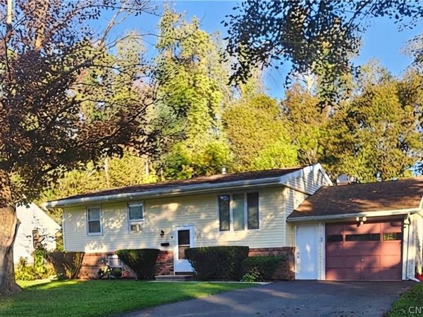 420 Homestead Drive , Utica, NY 13502