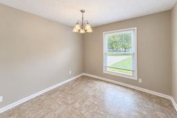 385 Price Street photo 4