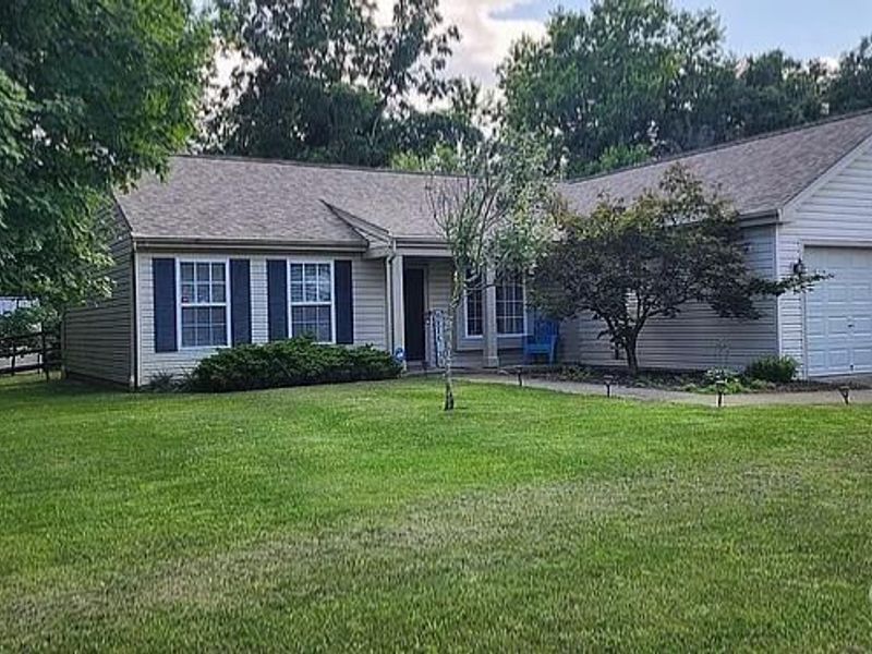 1567 Apple Tree Drive, Amelia, OH 45102 Photo 2