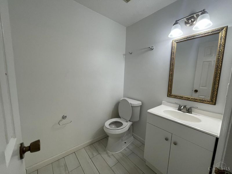 10905 Barrington Court, Sycamore Township, OH 45242 Photo 16