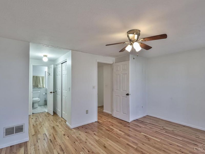 10905 Barrington Court, Sycamore Township, OH 45242 Photo 9
