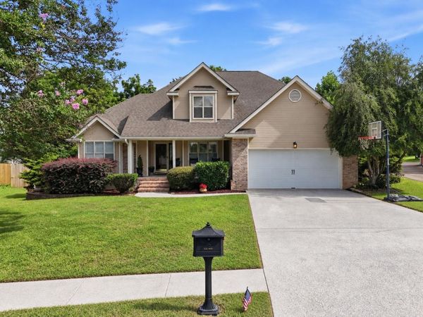 8624 Georgetown Trace Lane , Chattanooga, TN 37421