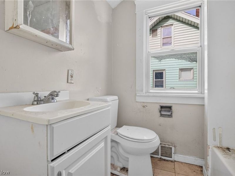 11812 Angelus Avenue , Cleveland, OH 44105 Photo 22