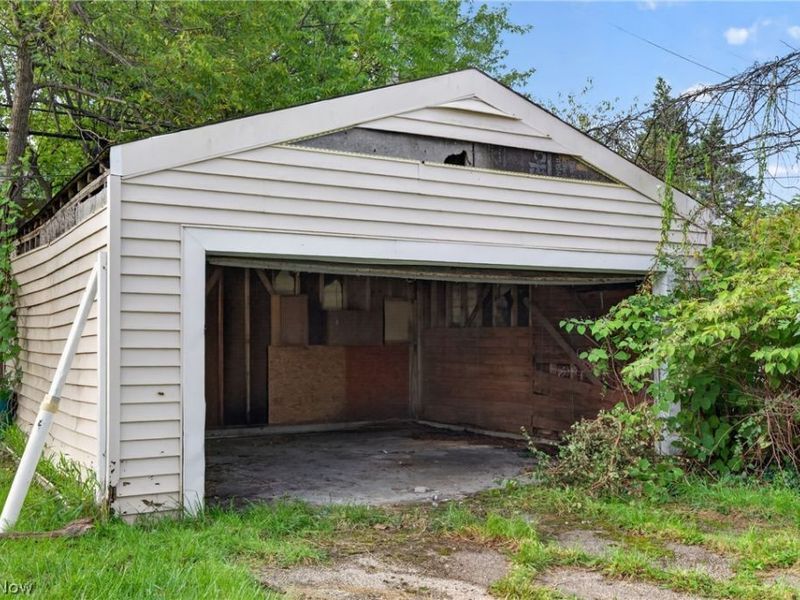 11812 Angelus Avenue , Cleveland, OH 44105 Photo 6