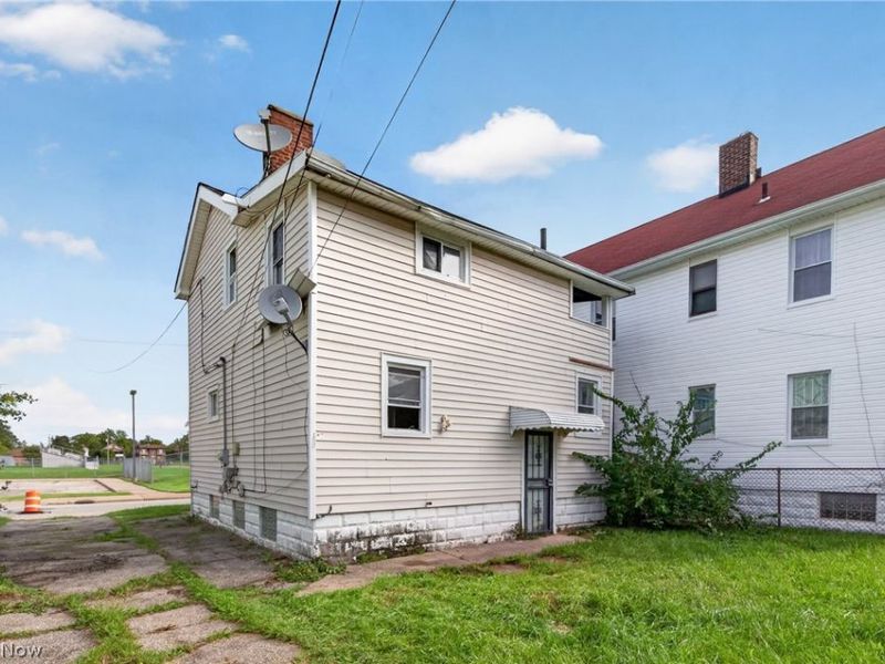 11812 Angelus Avenue , Cleveland, OH 44105 Photo 7