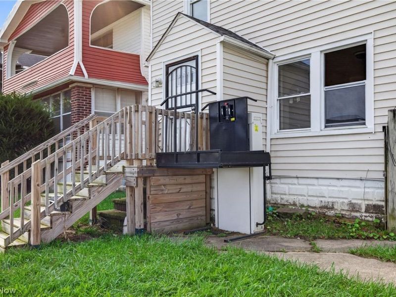 11812 Angelus Avenue , Cleveland, OH 44105 Photo 8