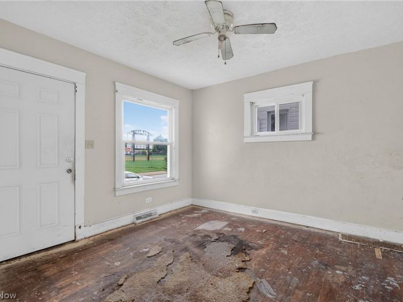 11812 Angelus Avenue , Cleveland, OH 44105 Photo 9