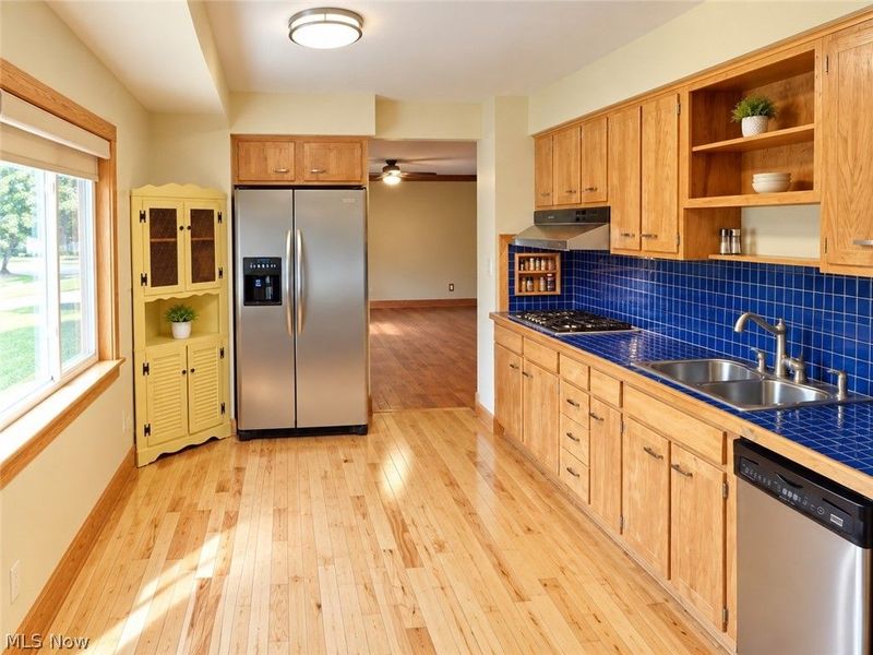 10869 Lafayette Drive, Parma Heights, OH 44130 Photo 11