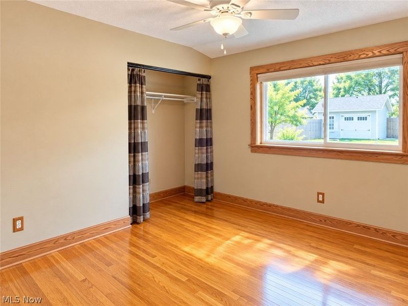10869 Lafayette Drive , Parma Heights, OH 44130 Photo 14