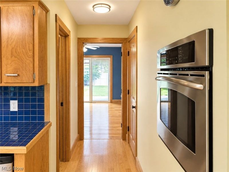 10869 Lafayette Drive, Parma Heights, OH 44130 Photo 16