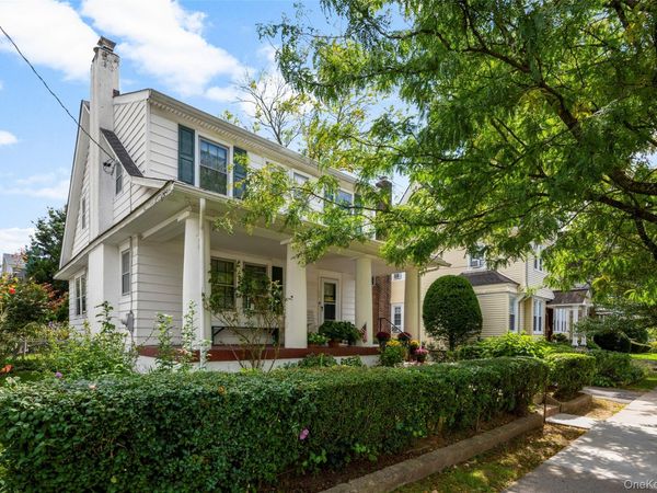 18 Second Avenue , Pelham, NY 10803