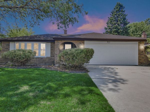 15606 Hollyhock Court, Orland Park, IL 60462