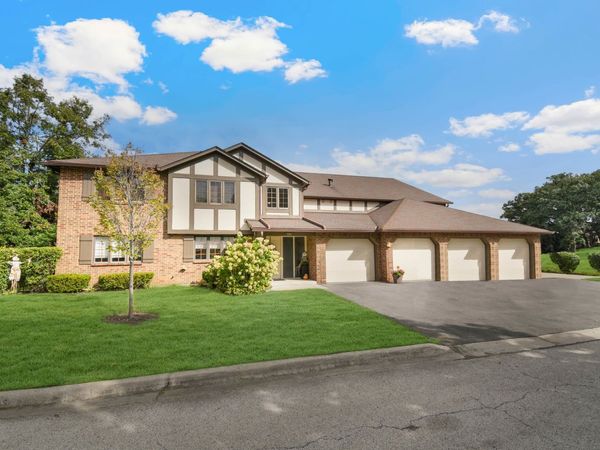 7834 W Foresthill Court, Unit 2CR, Palos Heights, IL 60463