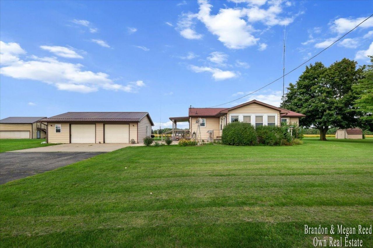 2191 E Grand River Avenue, Portland, MI 48875 Main Photo