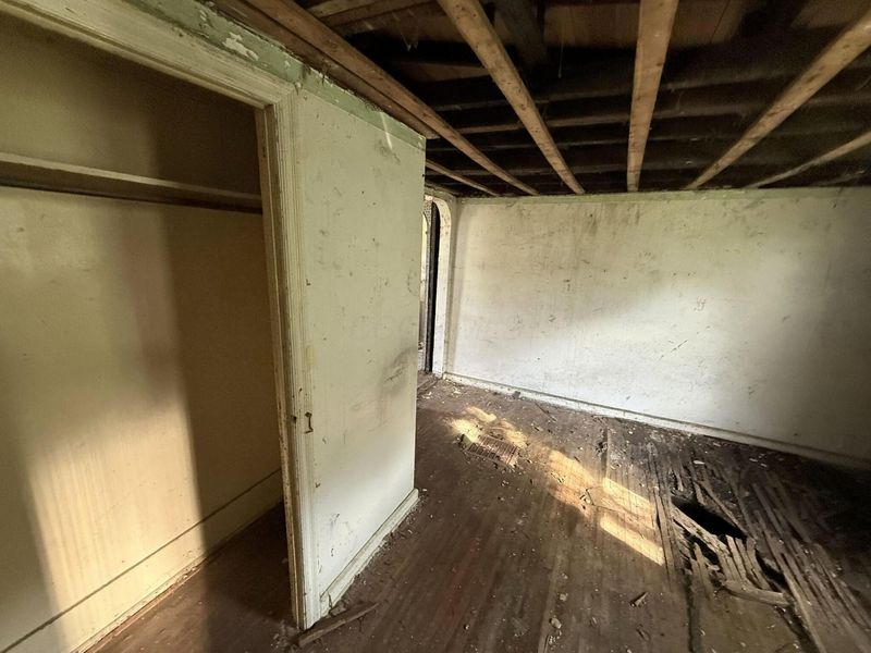 310 S State Street , Crooksville, OH 43731 Photo 17